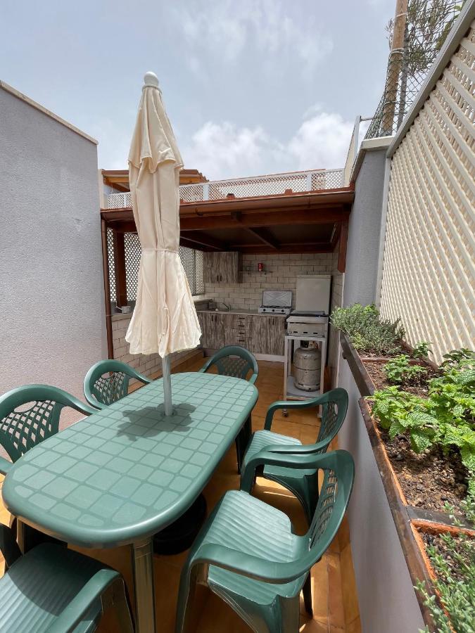 Atico "Turquesa Beach" Con Piscina, Terraza Y Barbacoa Sardina ภายนอก รูปภาพ