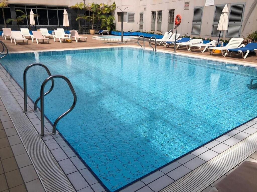 Atico "Turquesa Beach" Con Piscina, Terraza Y Barbacoa Sardina ภายนอก รูปภาพ